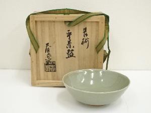 京焼　嵯峨野窯　加藤春永造　青磁平茶碗（共箱）